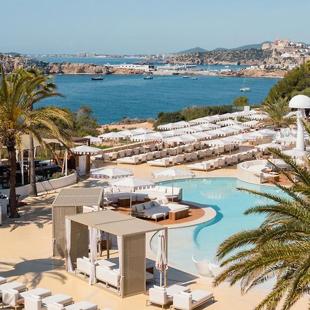 منتجع ديستينيو باتشا Playa De Talamanca المظهر الخارجي الصورة
